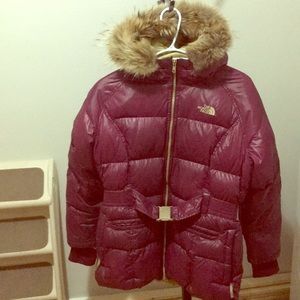 Winter coat north face girls  XL